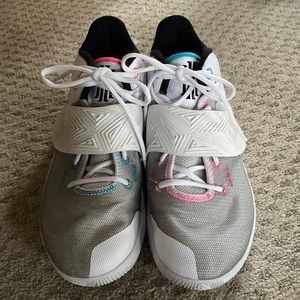 Kyrie Irving basketball shoes